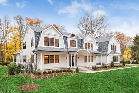 46 Locust Ln Upper Saddle River Boro NJ 07458