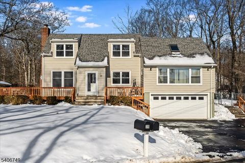 35 Brendona Ave Hopatcong Boro NJ 07874