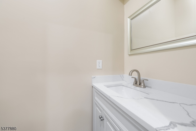 47 Greenwood Ave 1