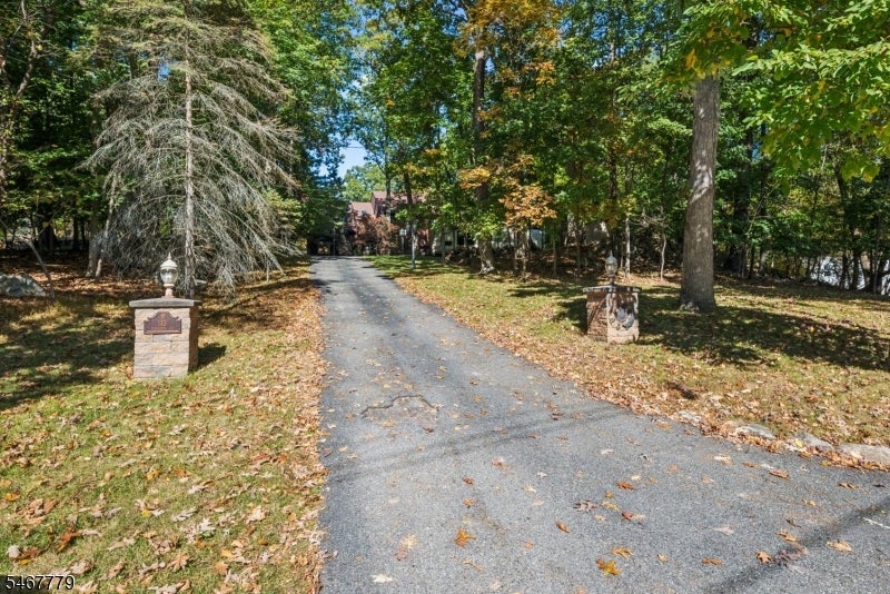 113 Evergreen Ave