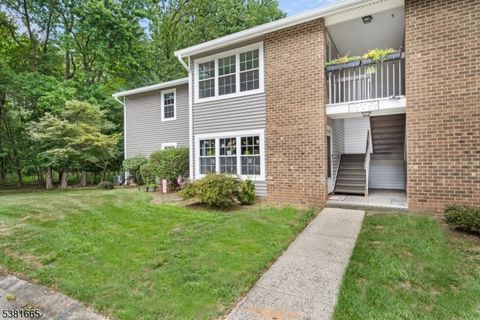 89 Pennsylvania Way North Brunswick Twp. NJ 08902
