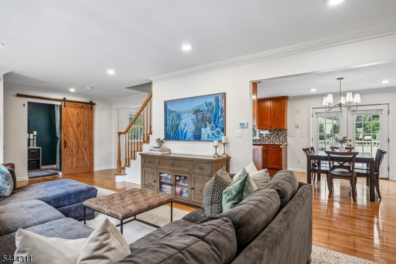 80 Briarwood Drive West