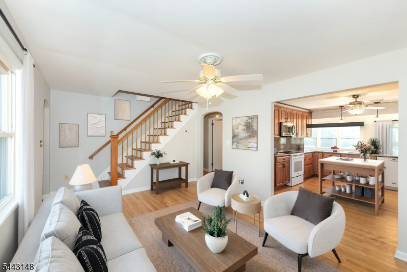 18 N Hillside Ave