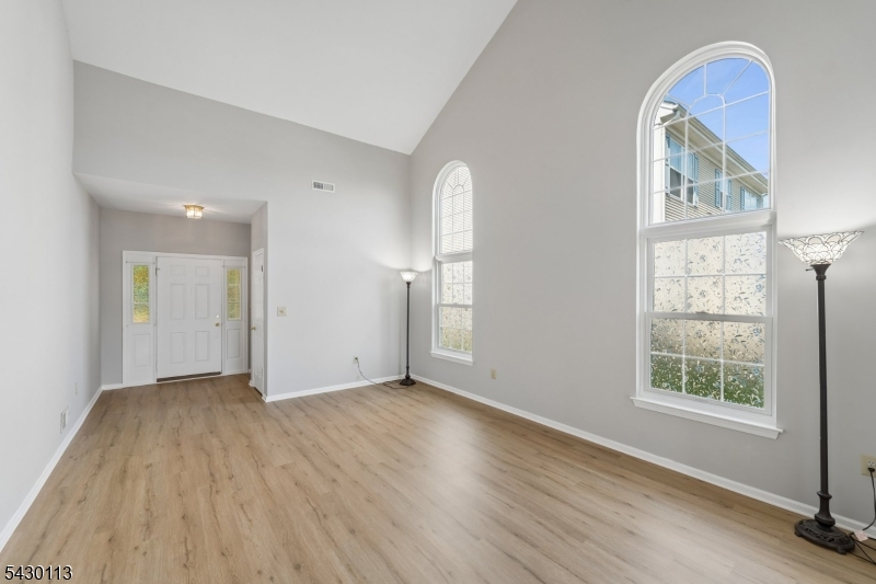 11 Cottage Place