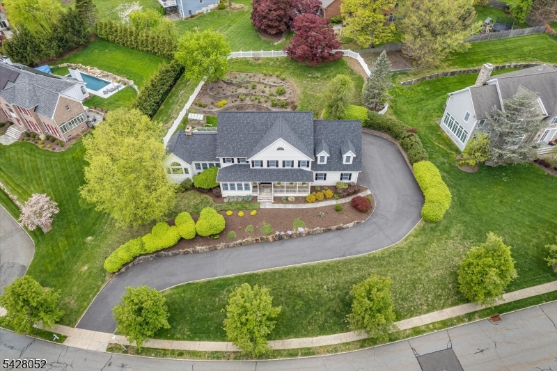17 Spencer Dr