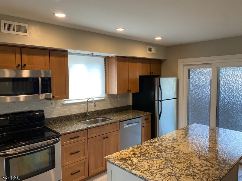 118 Bluebird Dr 1A