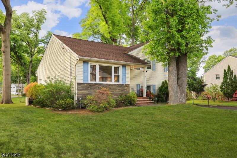 14 Chester Lang Place