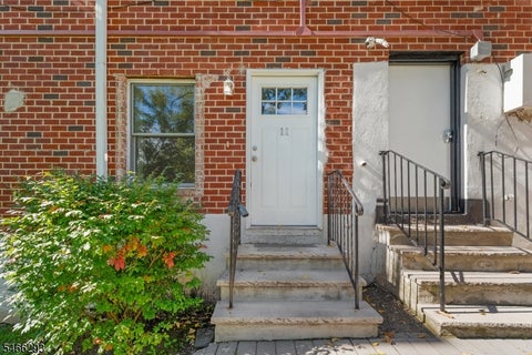 Photo for 90 Mount Kemble Ave 11