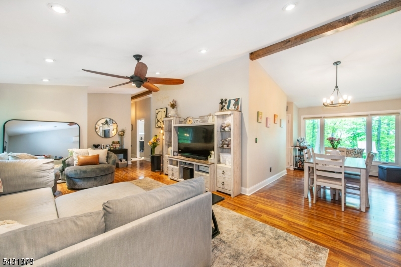 32 Foremost Mountain Rd