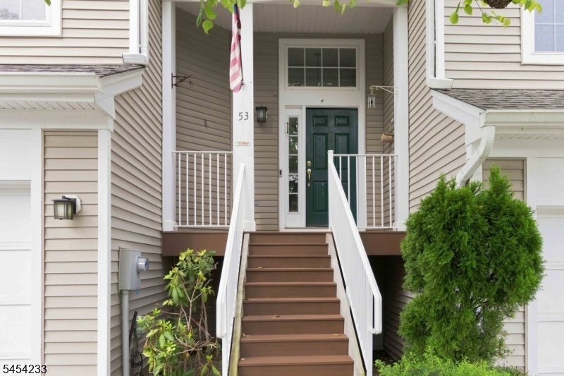 53 Woodmont Dr 53