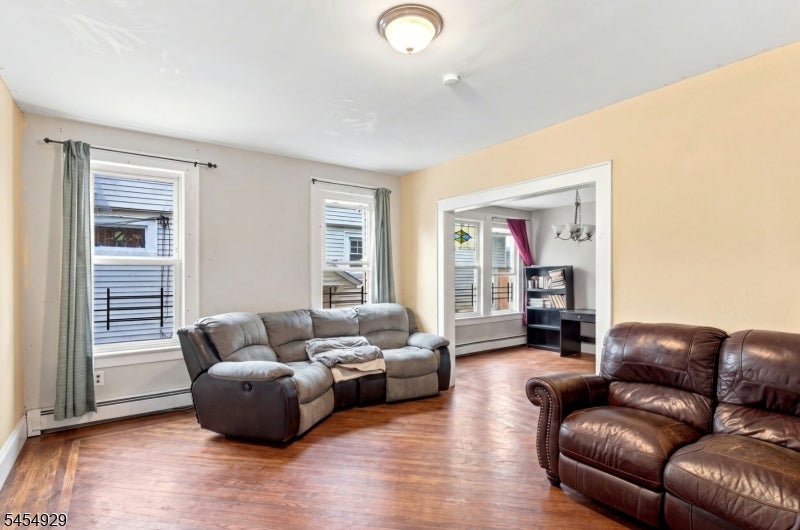 283-285 Smith St