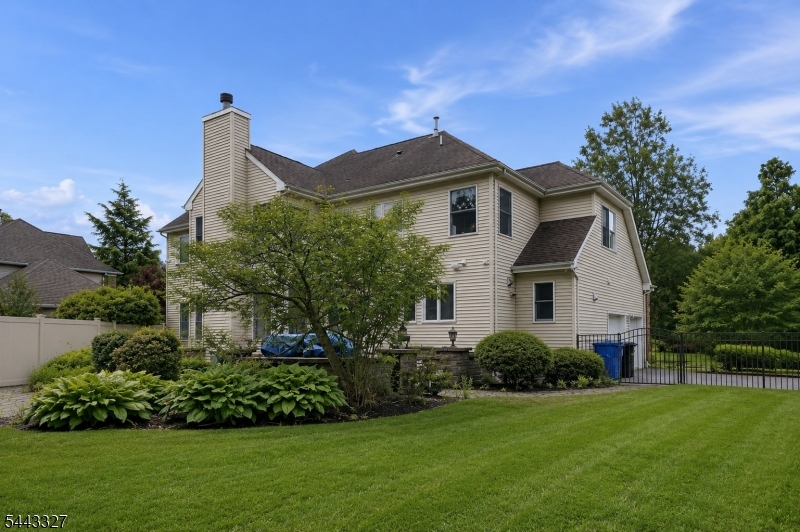 1232 Steeplechase Ct