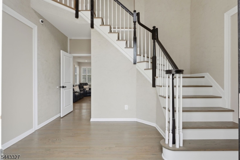 1232 Steeplechase Ct