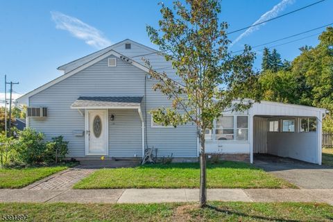 Photo of 203 Dawes Hwy, Pompton Lakes, NJ 07442 (MLS # 3993433)