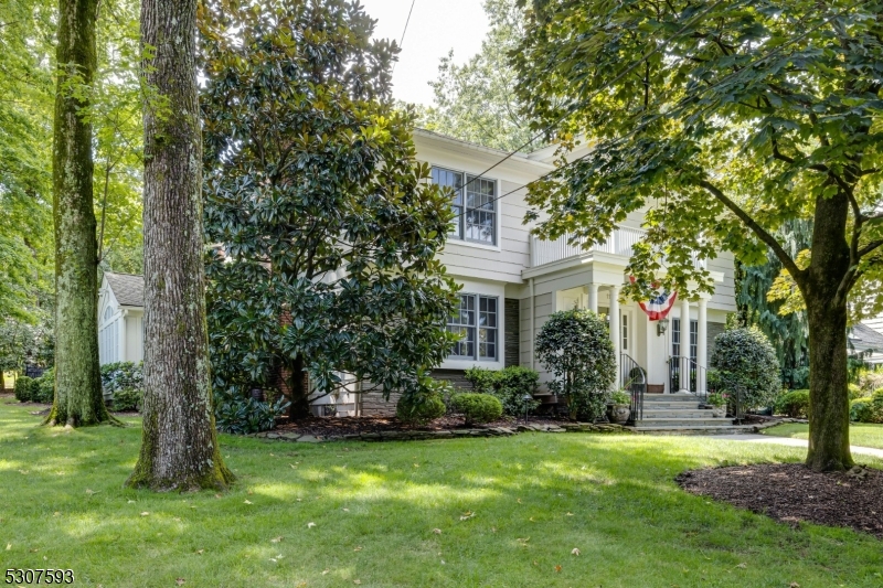 11 Mountain View Drive