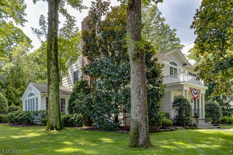 11 Mountain View Drive