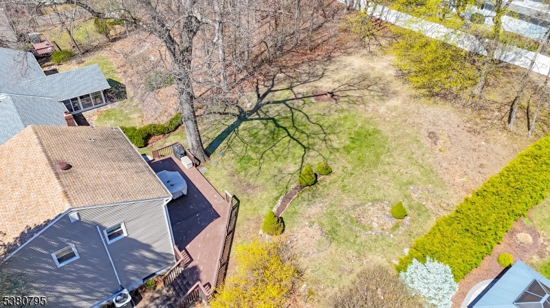 163 Hiawatha Blvd