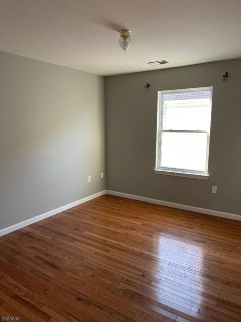 Photo of 419 Irvine Turner Blvd, Newark, NJ 07108 (MLS # 3994860)