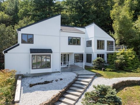 215 Eileen Dr Cedar Grove Twp. NJ 07009