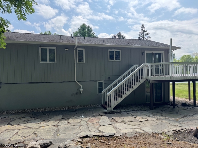 9 Basswood Dr