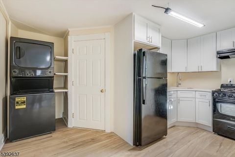 Photo of 7 7 12washington St, Newton, NJ 07860 (MLS # 3993968)
