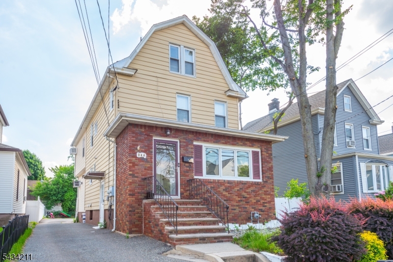 344 Valley Brook Ave
