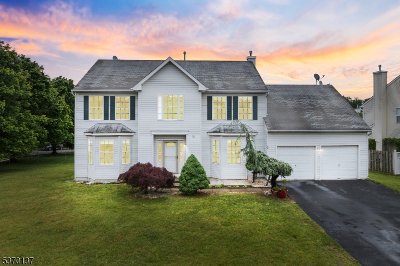 96 Lark Dr