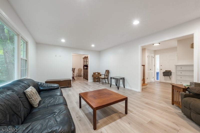 119 Division Ave