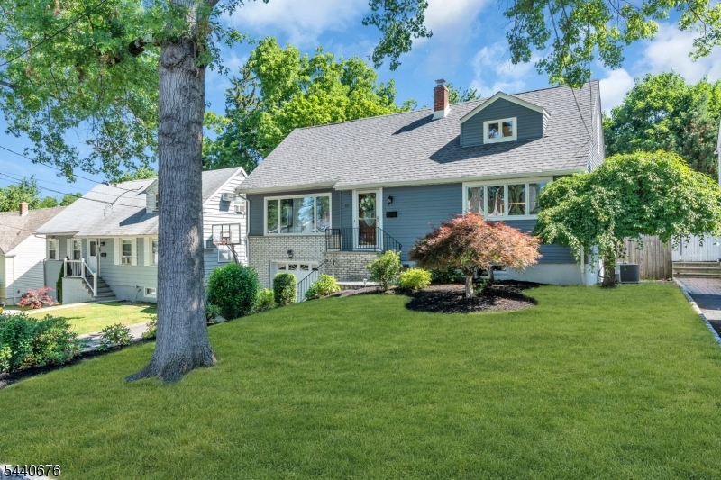 10 Bryn Mawr Rd