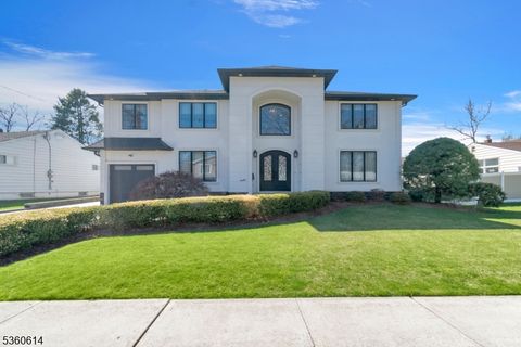 183 Oak Ave River Edge Boro NJ 07661