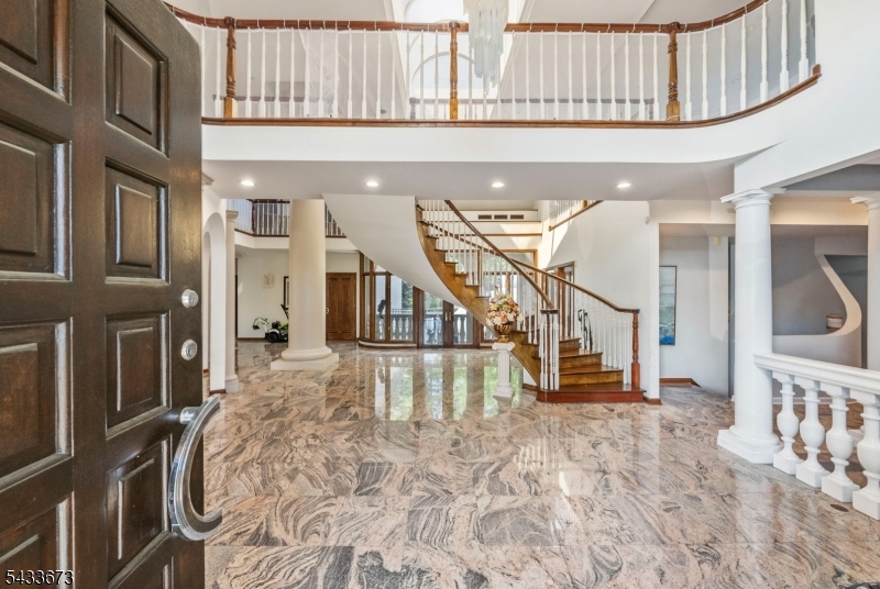 1 Brighton Ct