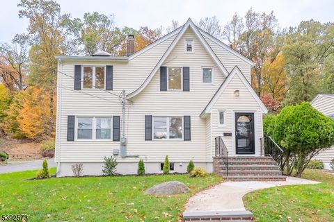 Photo of 1 Schmitt Road, West Orange, NJ 07052 (MLS # 3995190)