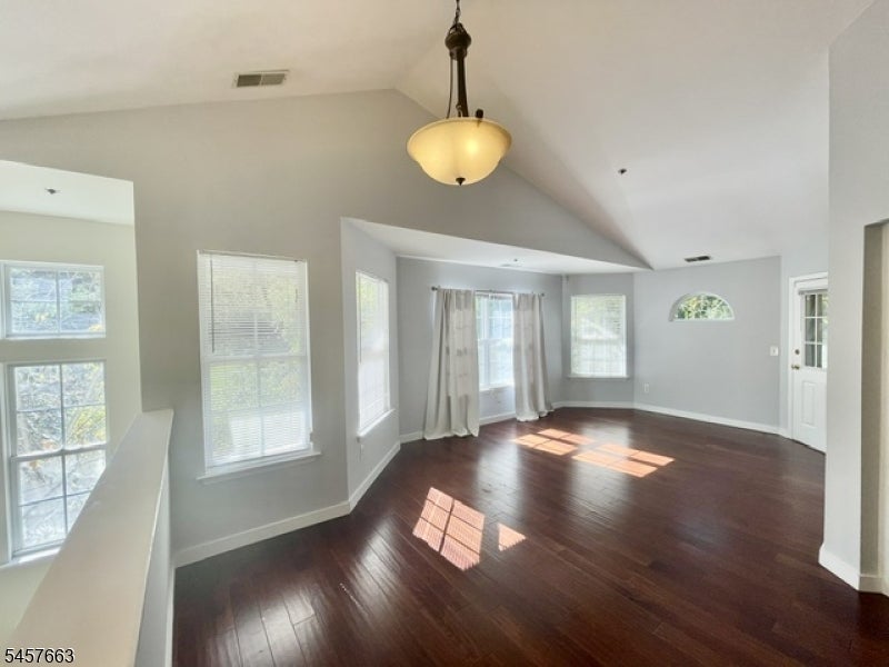 303 Chatfield Dr