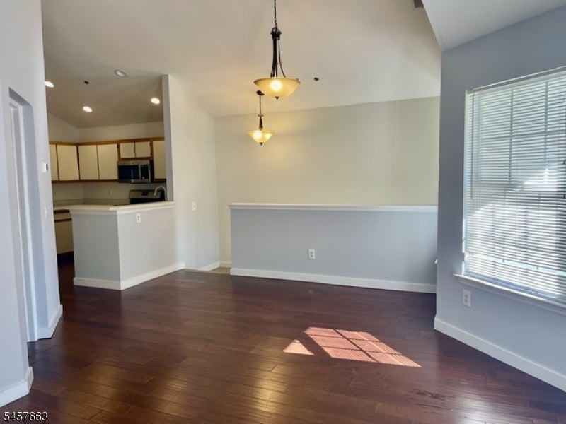 303 Chatfield Dr