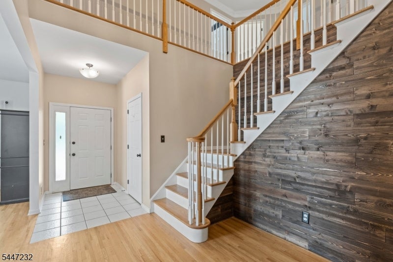 5 Clark Ct