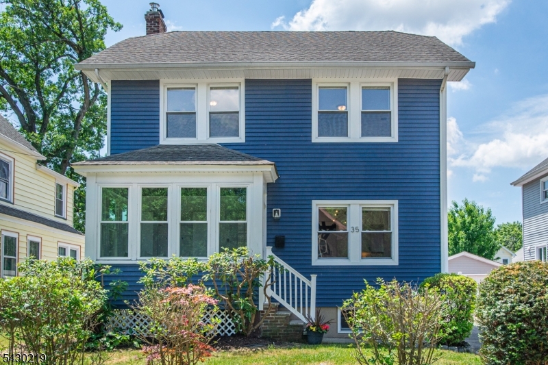 35 Howe Ave