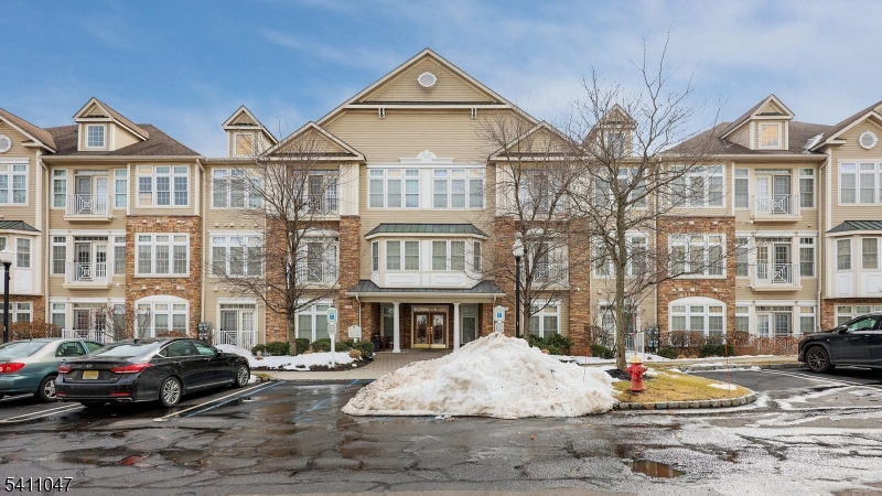 2207 Cedar Village Blvd 2207