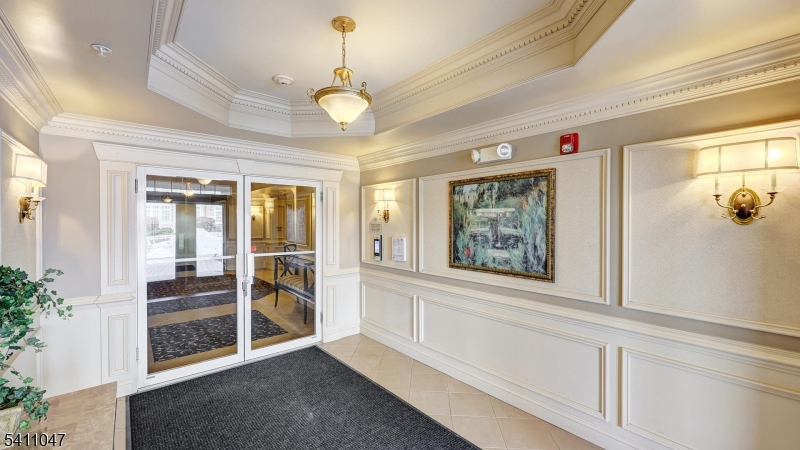 2207 Cedar Village Blvd 2207