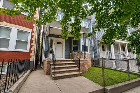 293 Clifton Ave Newark City NJ 07104