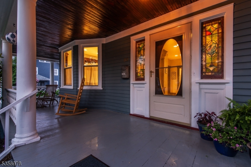 32 Morse Ave