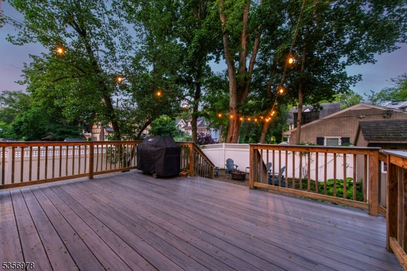 32 Morse Ave