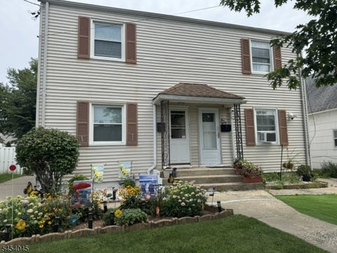 Photo for 582 Garden Ave