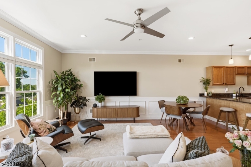 1677 Springfield Ave -15 15