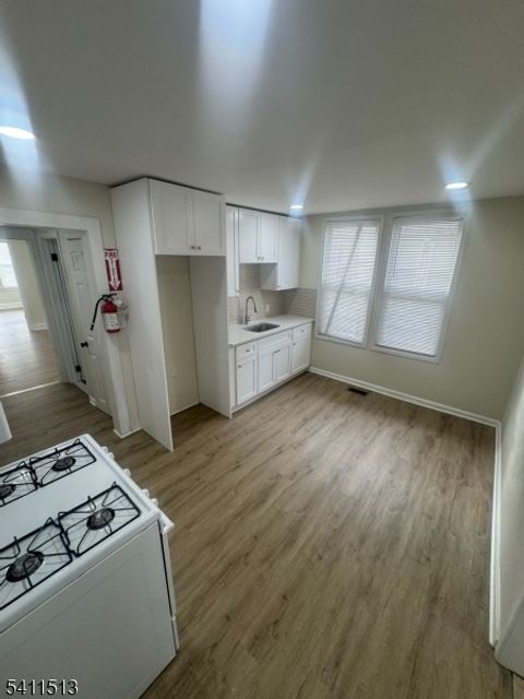 105 Schley St 1R Newark City NJ 07112