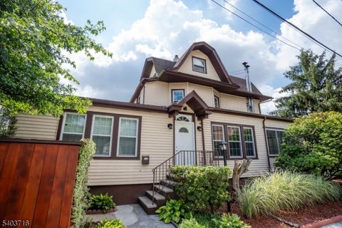 325 Valley Brook Ave Lyndhurst Twp. NJ 07071