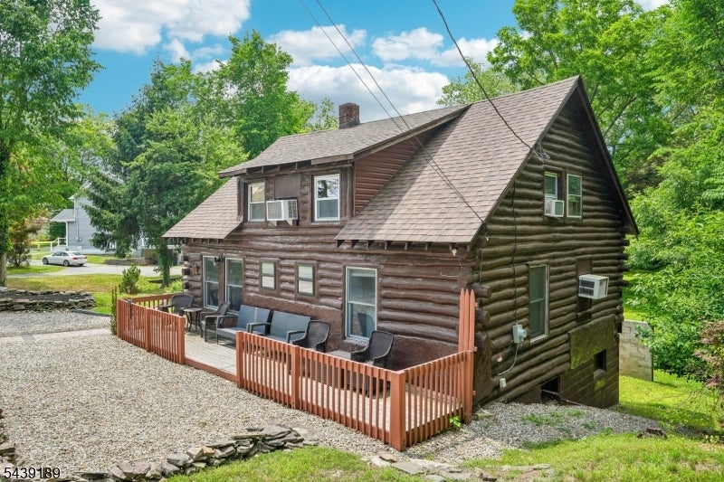 52 North Rd