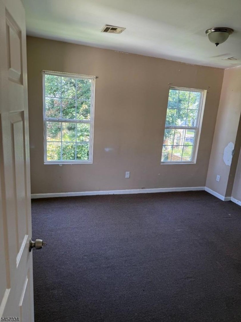 812 Carteret Ave