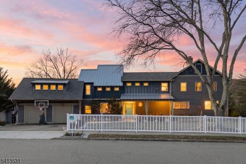 48 Maple Ave Mendham Boro NJ 07945