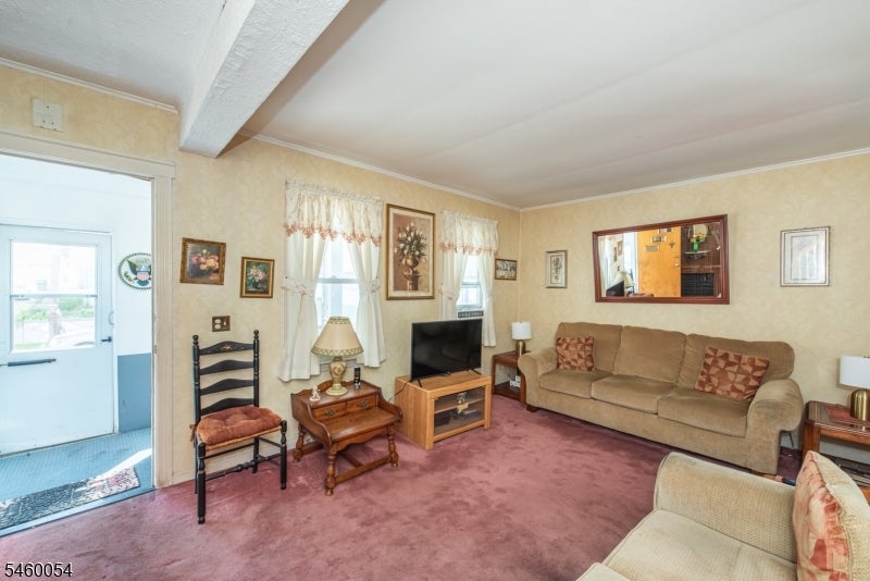 19 Whittlesey Ave