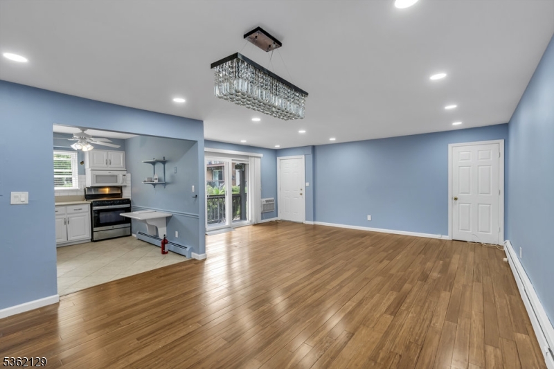 527 Andria Ave 223